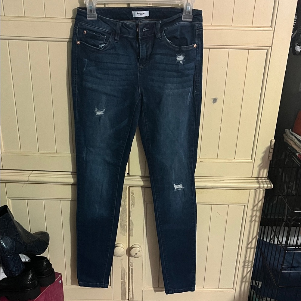 Kensie Jeans You Look Pretty Skinny Jeans in Electric Youth - Picture 2 of 5